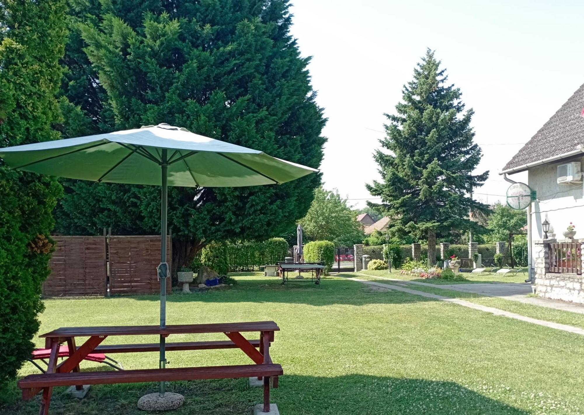 Villa Suzy Zamardi Bagian luar foto