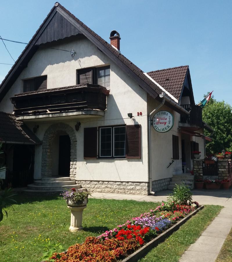 Villa Suzy Zamardi Bagian luar foto