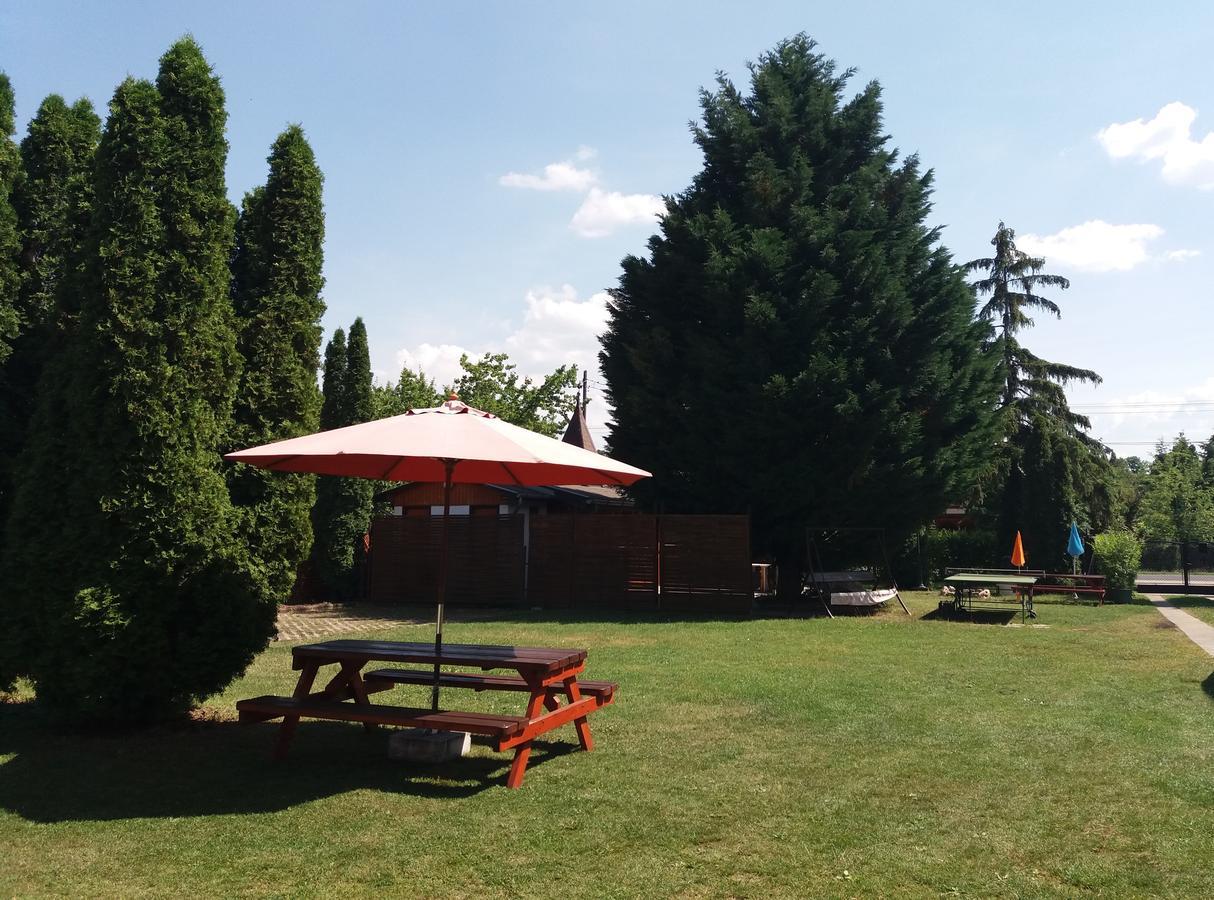 Villa Suzy Zamardi Bagian luar foto